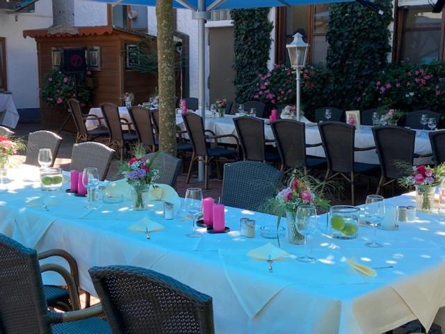 Restaurant-Cafe-Pension Himmel لاندشوت المظهر الخارجي الصورة