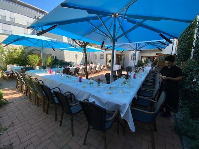 Restaurant-Cafe-Pension Himmel لاندشوت المظهر الخارجي الصورة